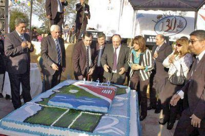 Slezack particip� del aniversario de la ciudad santiague�a de Loreto