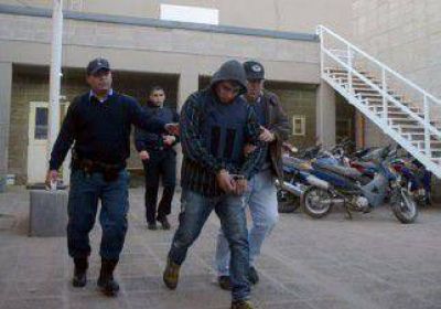 Se entreg� Campos, el asesino de un �Bin Laden� 