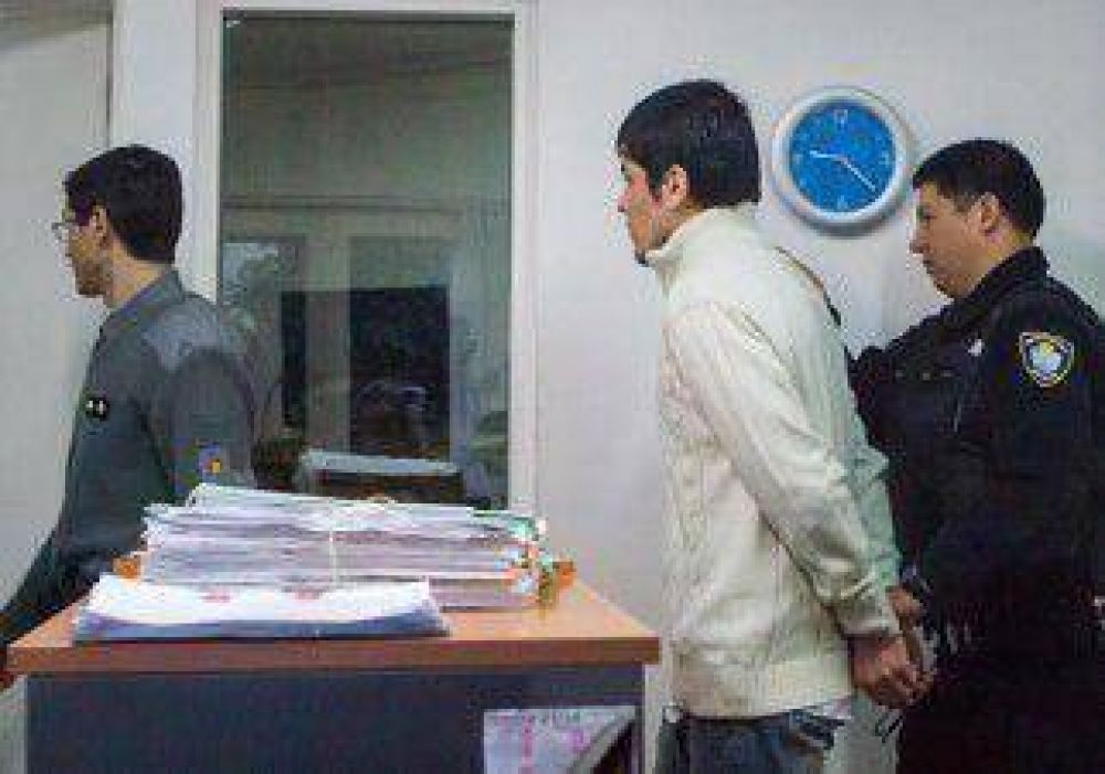 Lo juzgan por violar a una ni�a 
