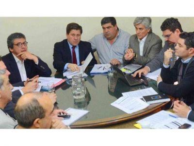 Costa present� el Proyecto de Ley de Administraci�n Financiera en la Legislatura