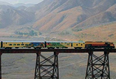 SUSPENDEN LAS SALIDAS DEL TREN A LAS NUBES