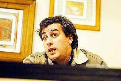PRADES CRITIC� DURAMENTE A LOS DIRIGENTES DEL FVS 