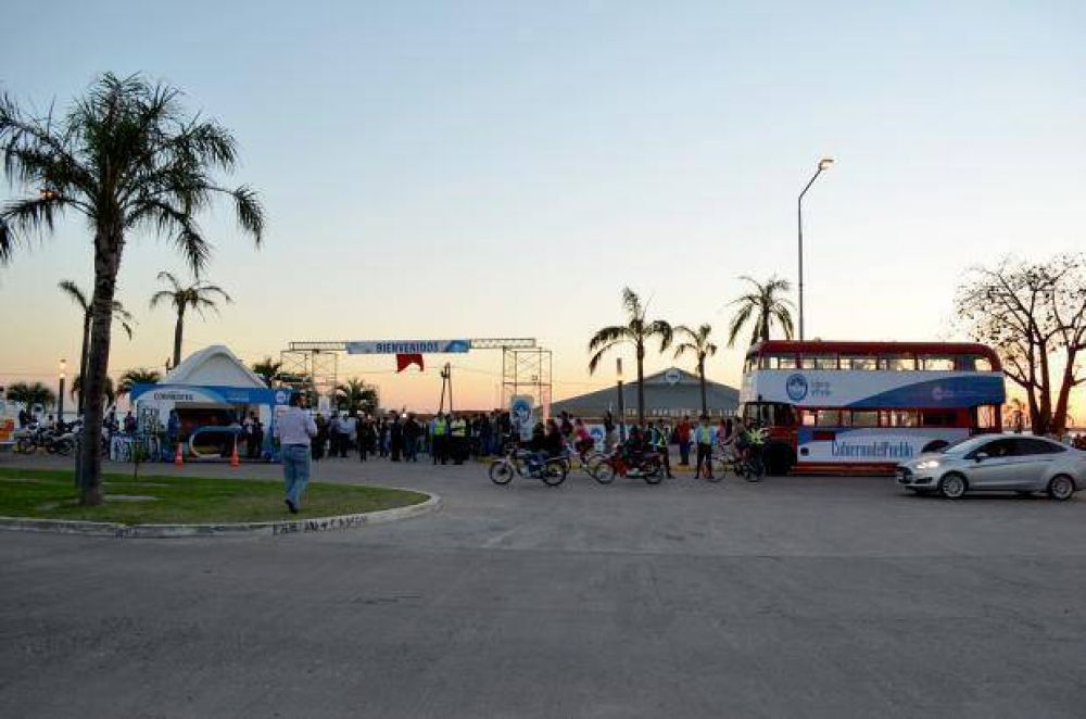 Desde hoy transporte gratuito para visitar la Fiesta Popular del Libro