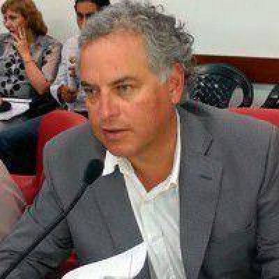 Dom�nguez celebr� que su iniciativa este en marcha para beneficio de los consumidores