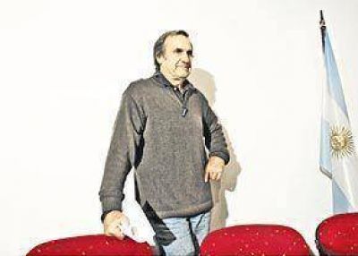 Reutemann: "La designaci�n de Scioli en el PJ es un paso adelante"