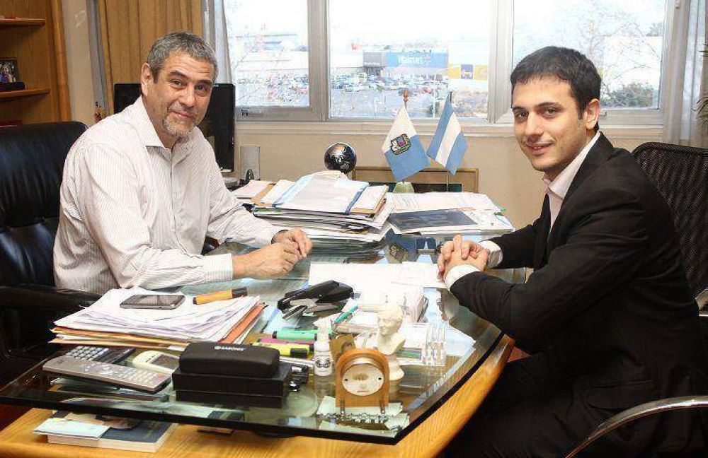 Juli�n �lvarez se reuni� con Jorge Ferraresi en Avellaneda