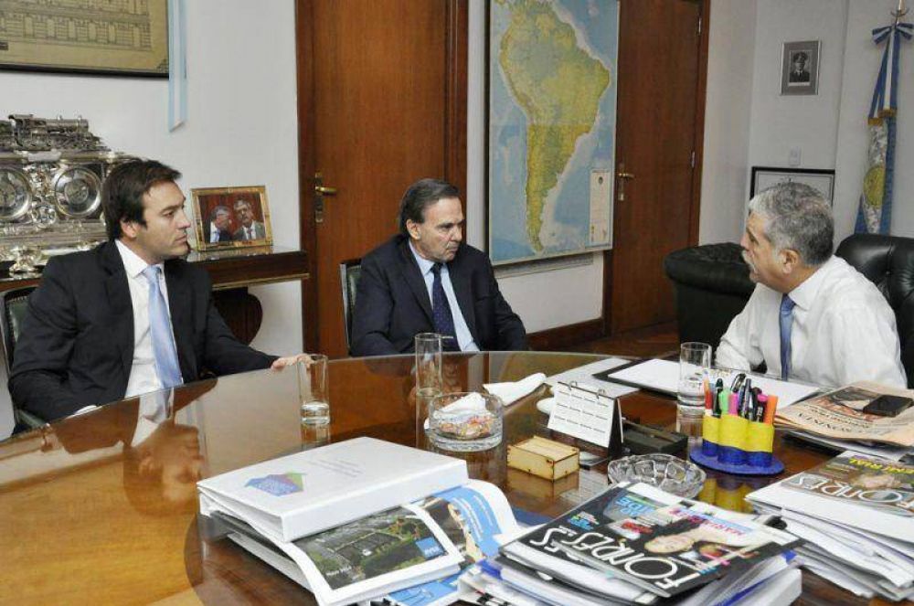 Pichetto y Soria se reunieron con el ministro De Vido