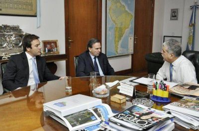 Pichetto y Soria se reunieron con el ministro De Vido