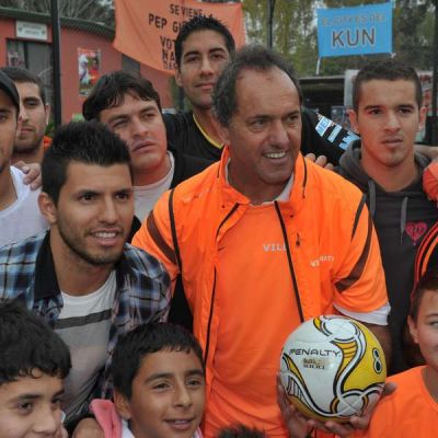 El armado territorial de la juventud sciolista con el apoyo del Kun Ag�ero