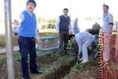 Avanza la obra de revestimiento de desagues pluviales en los barrios