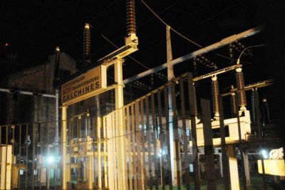 Un sector de barrio Candioti y la zona de la costa quedaron sin luz por una falla en la central Calchines