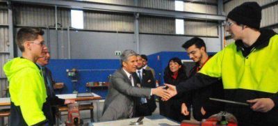 Marat�nica jornada de trabajo en Australia: Poggi recorri� tres campus y mantuvo siete reuniones