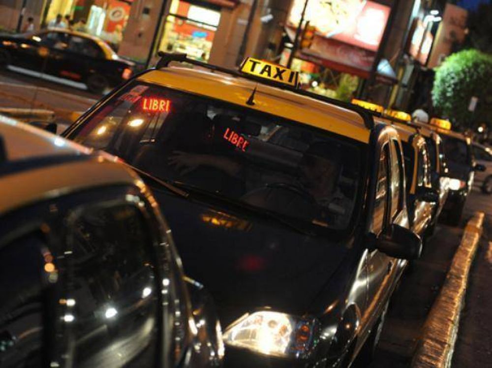 El Concejo Municipal debe analizar un atraso del 32 por ciento en la tarifa de taxis