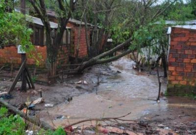 Las intensas lluvias inundaron varias casas de Encarnaci�n