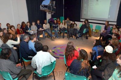 Pedagog�a 3000: en Olavarr�a se levanta 