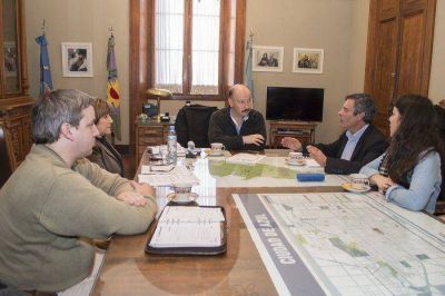 La UNICEN present� a Inza el primer informe de su trabajo para apuntalar el desarrollo de Azul