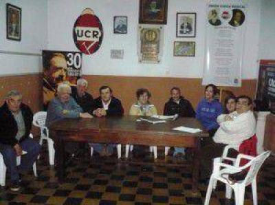 UCR: Reuni�n de representantes de l�neas internas con Mesa Directiva y la Junta Electoral.