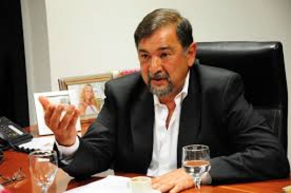 �Para ser gobernador no dependo de nadie sino del voto popular� 