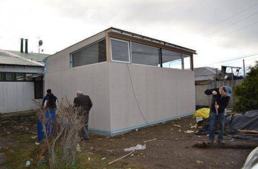 Ampl�an el Sector de Hemodi�lisis del Hospital Regional