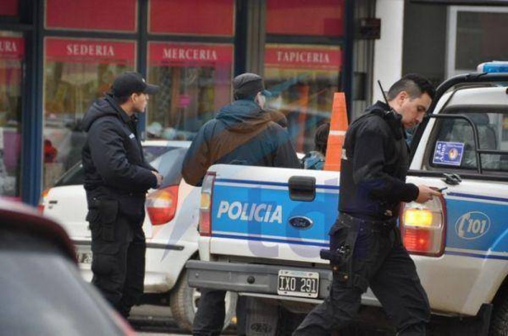 Seis detenidos y cinco armas incautadas por el asalto a la casa de un periodista 