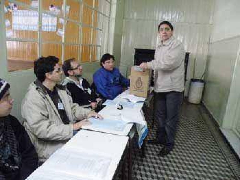 'Es espectacular que haya cuatro fuerzas representadas en el Concejo'  