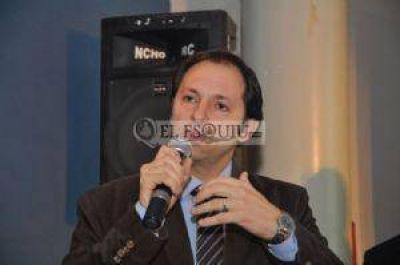 Miranda: �Hay una cultura del endeudamiento en Catamarca�