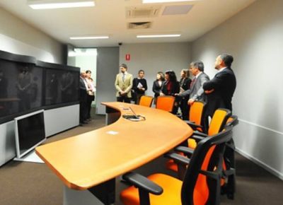 Poggi recorre Australia con la mira puesta en la Universidad de Oficios