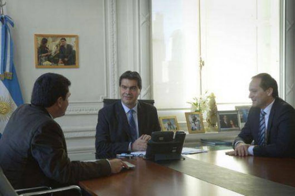 Crecida: Giraud se reuni� con 