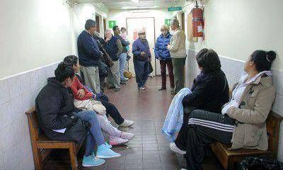 Los m�dicos aseguran que trabajan de m�s y los pacientes se quejan por las demoras
