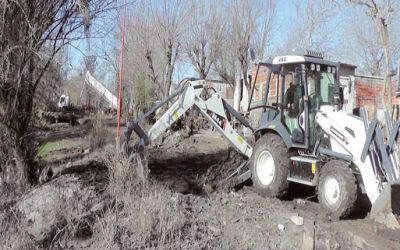 Acondicionan suelos y accesos a viviendas