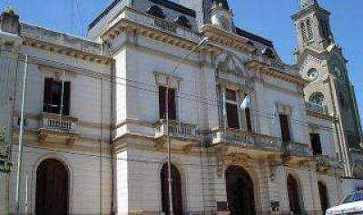 Saladillo: Exigen aumento para trabajadores municipales