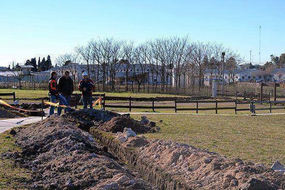 Iniciaron trabajos de iluminaci�n en Parque �La Hormiga�