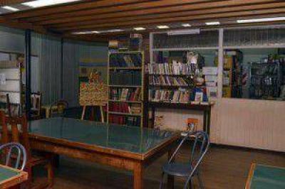 Renuevan la Biblioteca Mentruyt con arreglos en todo su edificio