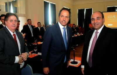  Scioli inaugur� el Consejo Federal de Salud y habl� de �grandes desaf�os a futuro�