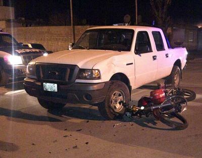 Contin�a grave la motociclista accidentada el mi�rcoles