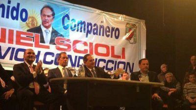 Scioli y Alperovich trabajar�n en la agenda del desarrollo