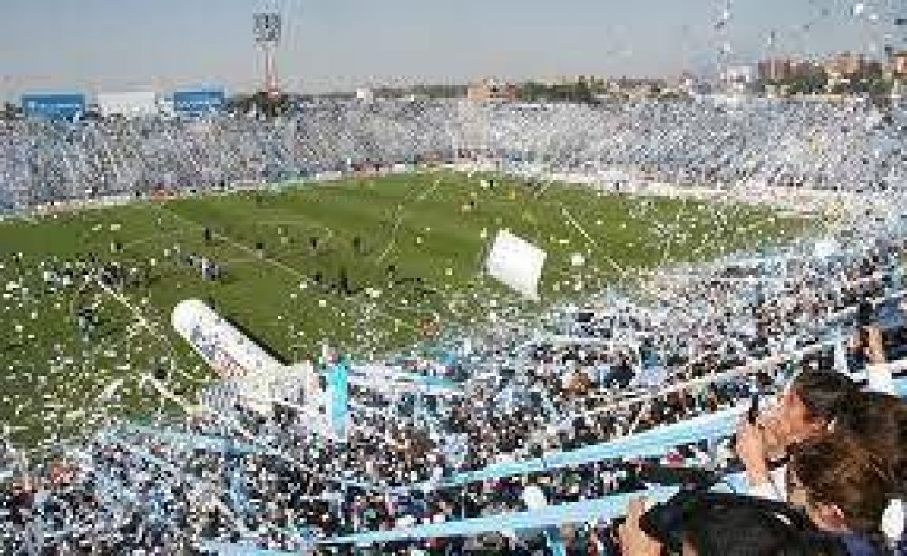 Atl�tico con San Mart�n en el Monumental