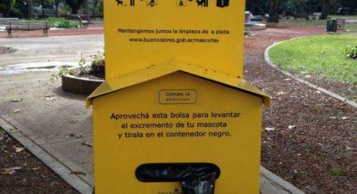 La Ciudad gasta casi $1 mill�n en bolsas para tirar caca de perro