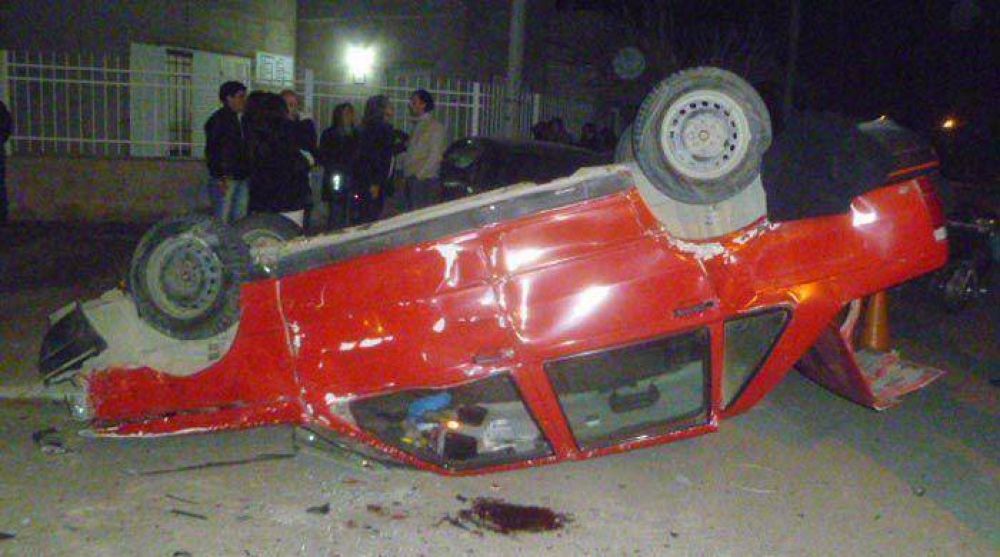 Fuerte choque en Cramer y Rivadavia, sin heridos graves