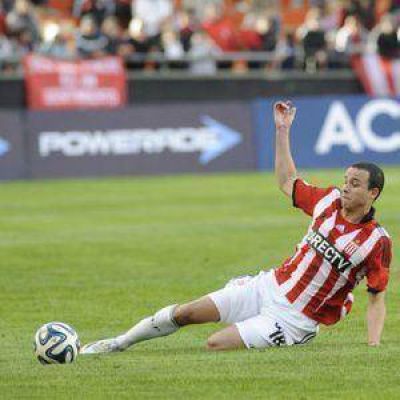 Fiorentina hizo el gol que Estudiantes busc� y err� durante toda la tarde