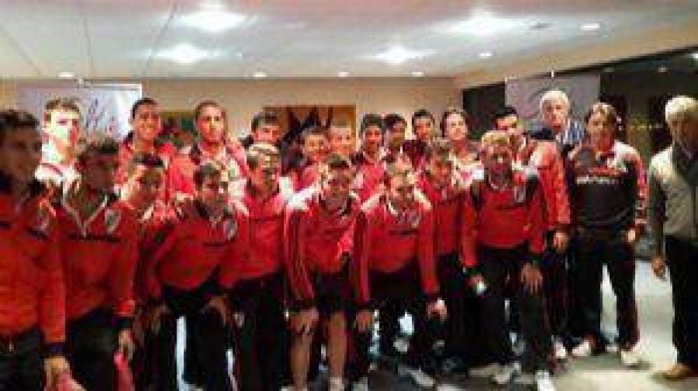 El plantel de River Plate lleg� a Salta y se prepara para enfrentar a Ferro