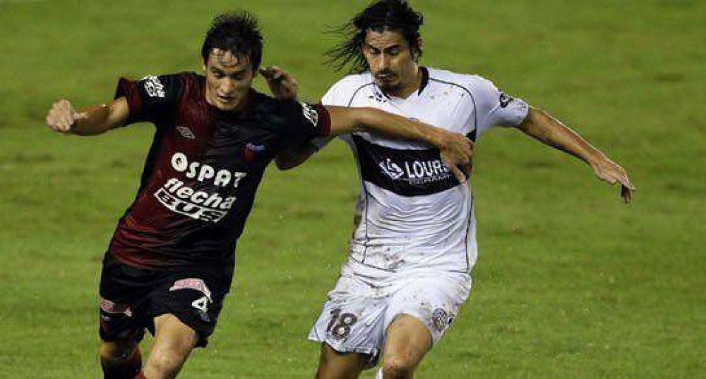 Col�n intentar� superar a Lan�s