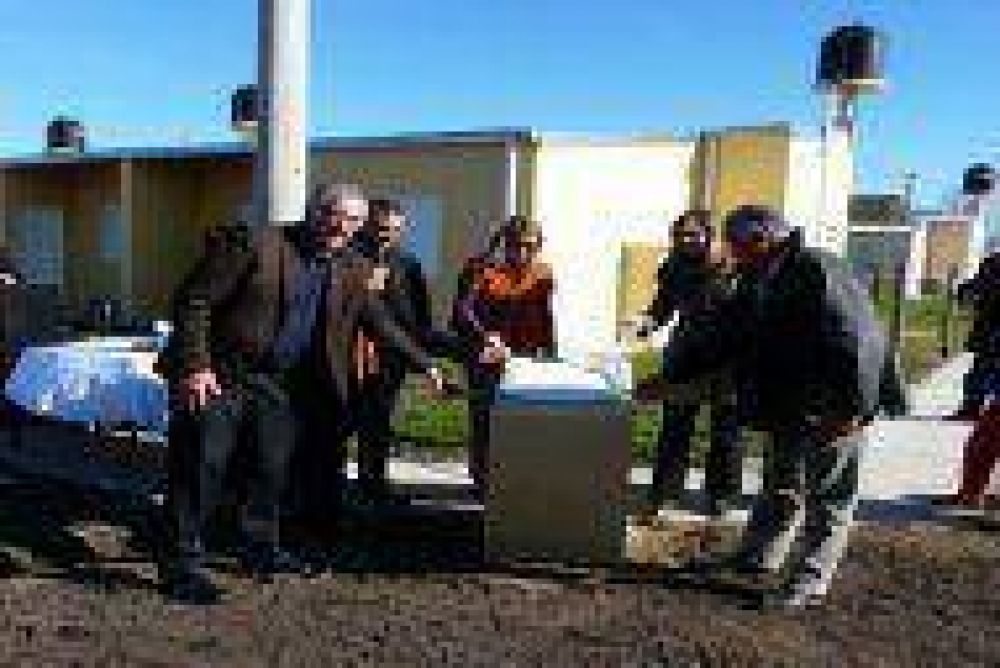 Entregaron viviendas en Gilbert