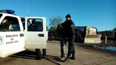 Tres j�venes detenidos luego de allanamientos por el robo a un remisero