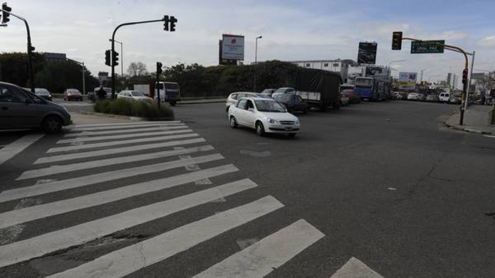 Har�n dos puentes para aliviar el cruce de San Mart�n y General Paz