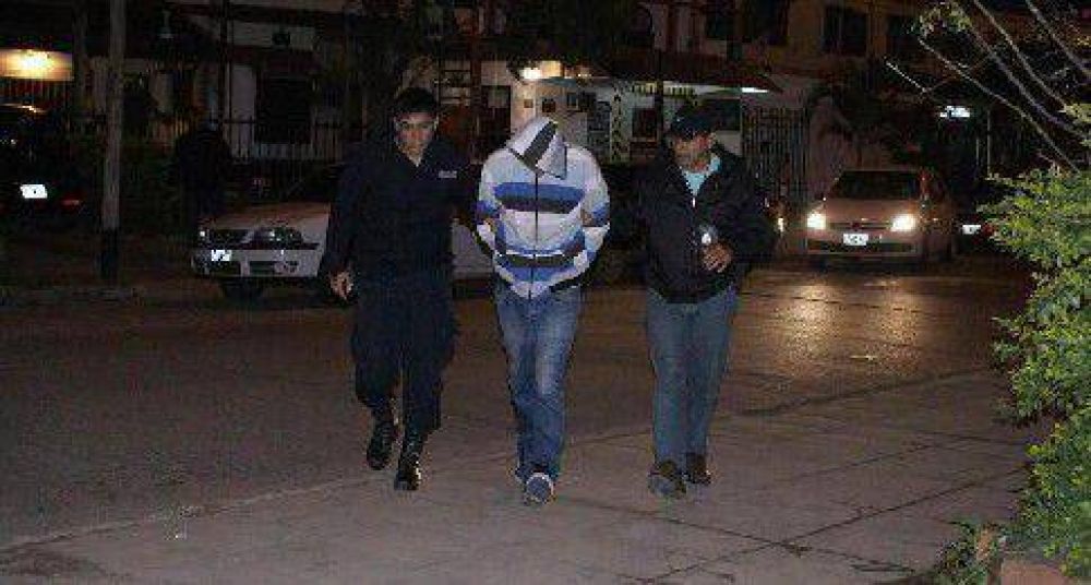 Detuvieron a delicuentes que asaltaron a mano armada a remiseros