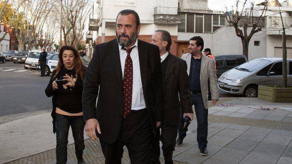 Integrantes del jury en contra del fiscal Campagnoli analizan cundo continuar con el debate