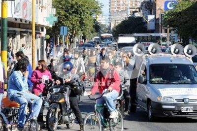 La Caravana en defensa de lo p�blico recorri� Santa Fe