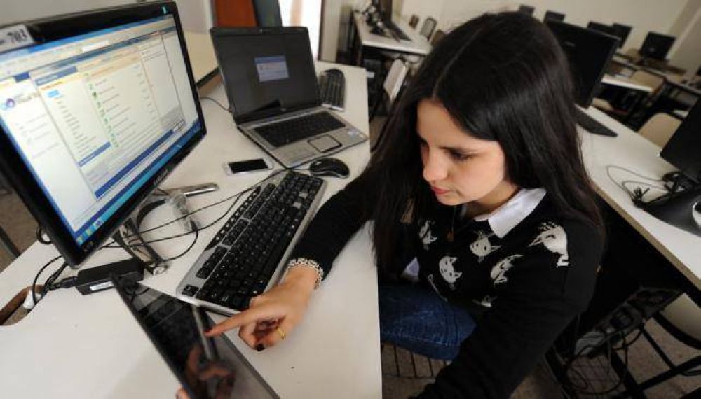 Los universitarios utilizan poco los recursos digitales