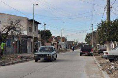 Centenario: asfaltaron la calle Marsella y la abrieron al tr�nsito